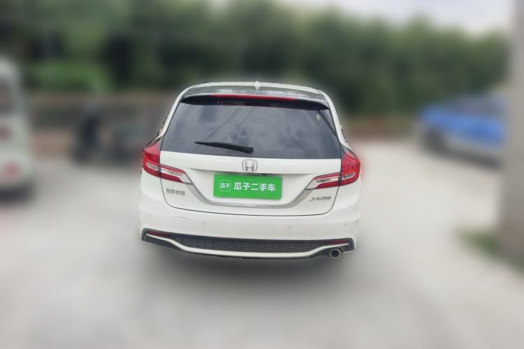Used Honda Jade 2017 1.8L automatic Comfort version 5 seats Rear