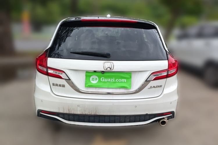 Used Honda Jade 2017 1.8L automatic Comfort version 5 seats Rear
