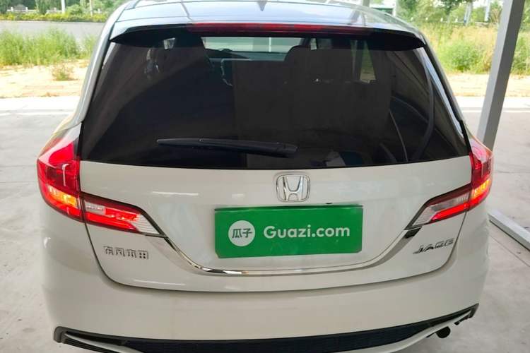 Used Honda Jade 2017 1.8L Automatic Classic Edition 5 seats Rear