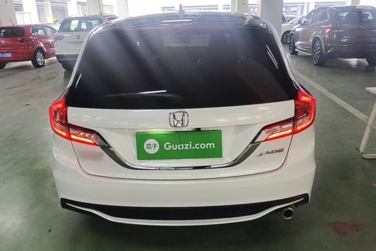 Used Honda Jade 2017 1.8L automatic Comfort version 5 seats Rear