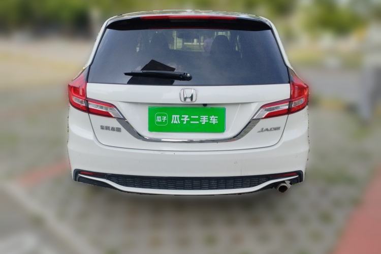 Used Honda Jade 2017 1.8L automatic Comfort version 5 seats Rear