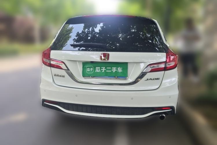 Used Honda Jade 2017 1.8L automatic Comfort version 5 seats Rear