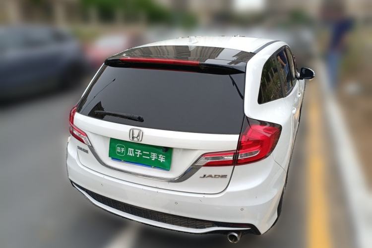 Used Honda Jade 2017 1.8L automatic Comfort version 5 seats Rear