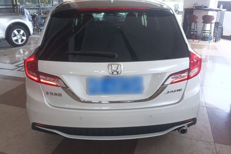 Used Honda Jade 2017 1.8L automatic Comfort version 5 seats Rear