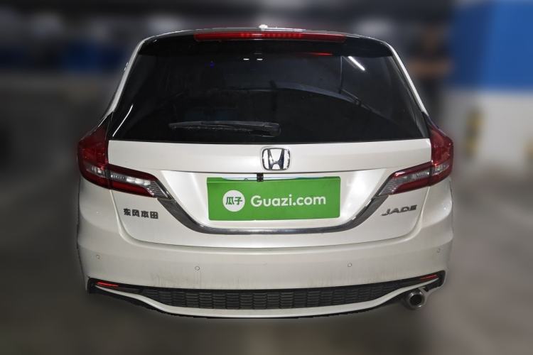 Used Honda Jade 2017 1.8L automatic Comfort version 5 seats Rear