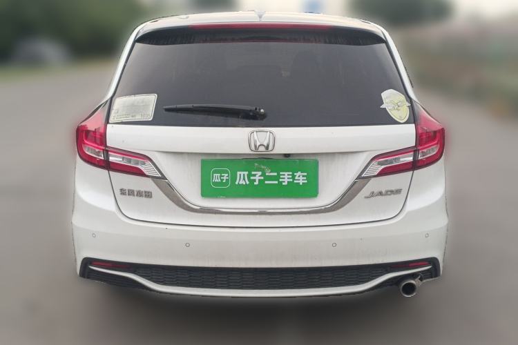 Used Honda Jade 2017 1.8L automatic Comfort version 5 seats Rear