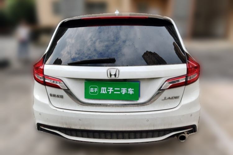 Used Honda Jade 2017 1.8L automatic Comfort version 5 seats Rear