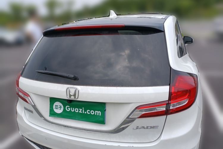 Used Honda Jade 2017 1.8L automatic Comfort version 5 seats Rear