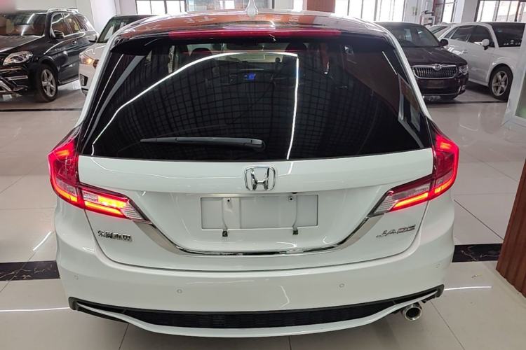 Used Honda Jade 2017 1.8L automatic Comfort version 5 seats Rear