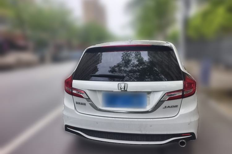 Used Honda Jade 2017 1.8L automatic Comfort version 5 seats Rear