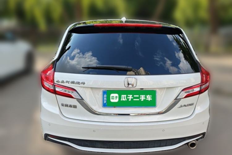 Used Honda Jade 2017 1.8L automatic Comfort version 5 seats Rear