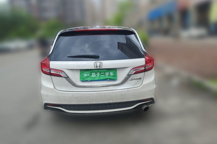 Used Honda Jade 2017 1.8L automatic Comfort version 5 seats Rear