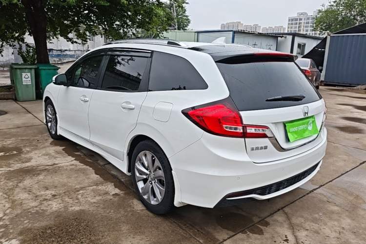 Used Honda Jade 2017 1.8L automatic Comfort version 5 seats Rear Left 45 Deg