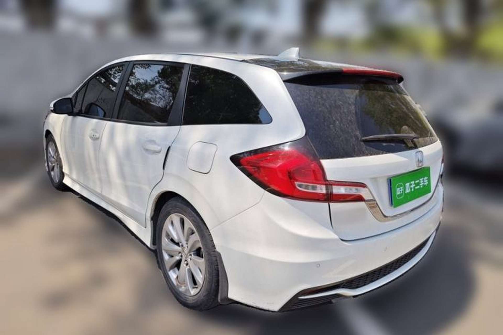 Used Honda Jade 2017 1.8L automatic Comfort version 5 seats Rear Left 45 Deg