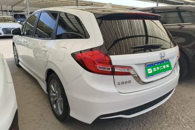 Used Honda Jade 2017 1.8L automatic Comfort version 5 seats Rear Left 45 Deg