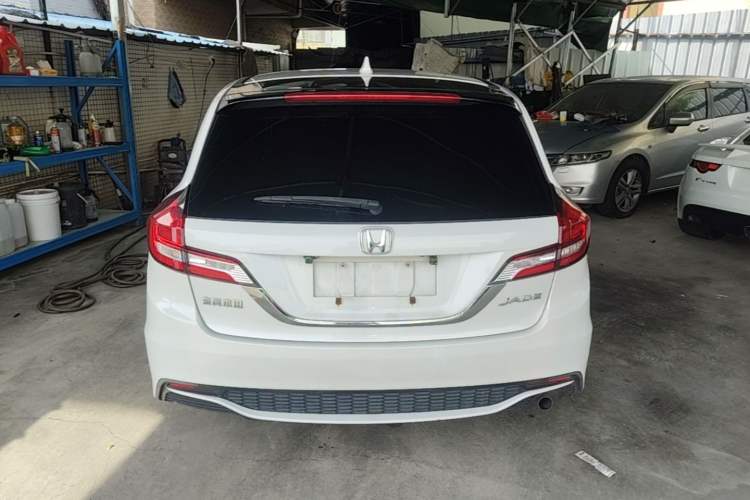 Used Honda Jade 2017 1.8L Automatic Classic Edition 5 seats Rear