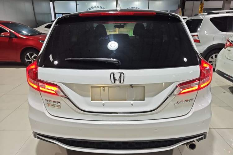 Used Honda Jade 2017 1.8L automatic Comfort version 5 seats Rear