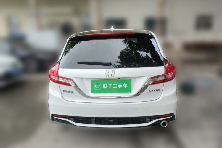 Used Honda Jade 2017 1.8L automatic Comfort version 5 seats Rear