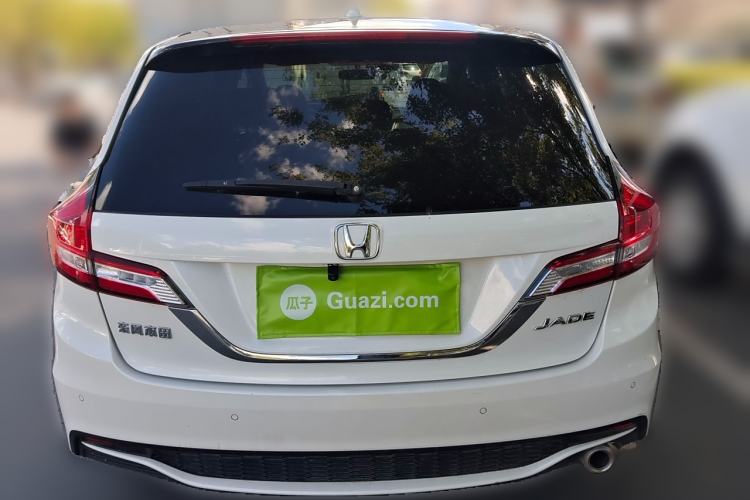 Used Honda Jade 2017 1.8L automatic Comfort version 5 seats Rear