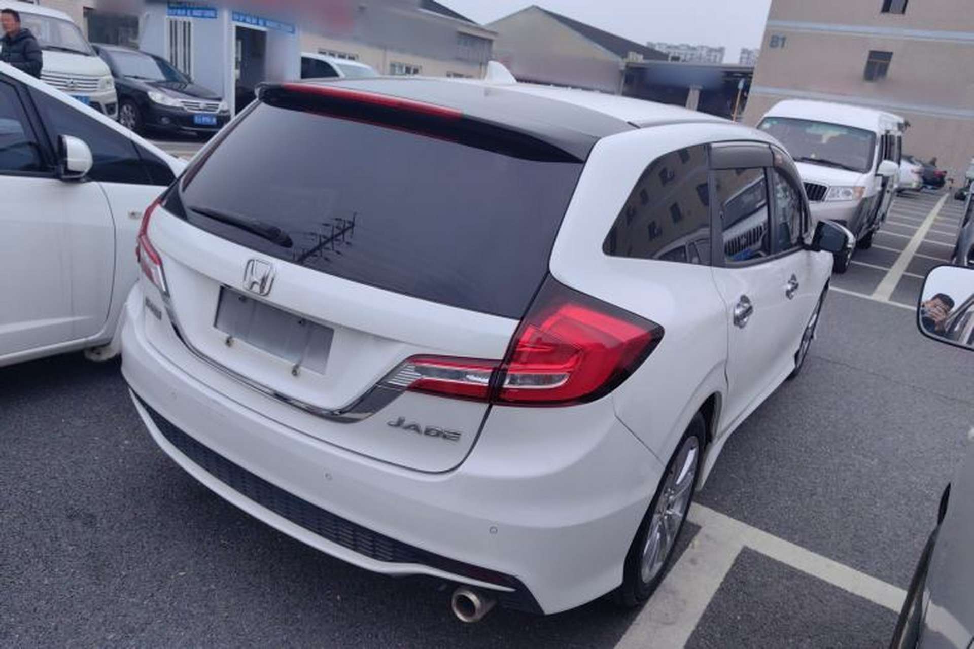 Used Honda Jade 2017 1.8L automatic Comfort version 5 seats Rear Right 45 Deg