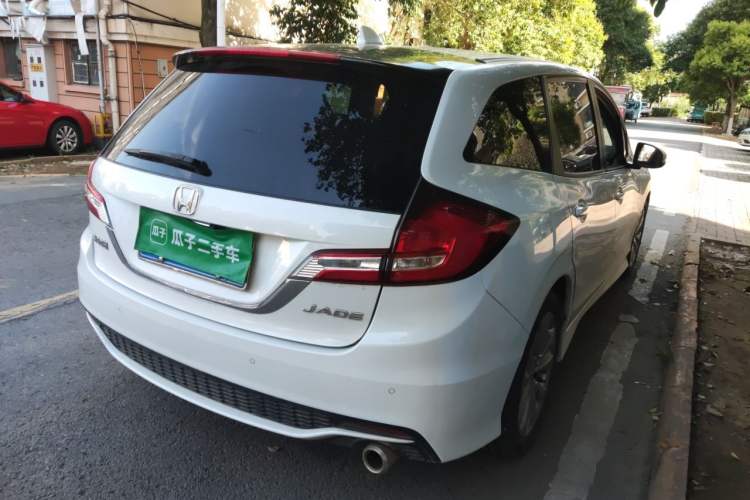 Used Honda Jade 2017 1.8L automatic Comfort version 5 seats Rear Right 45 Deg