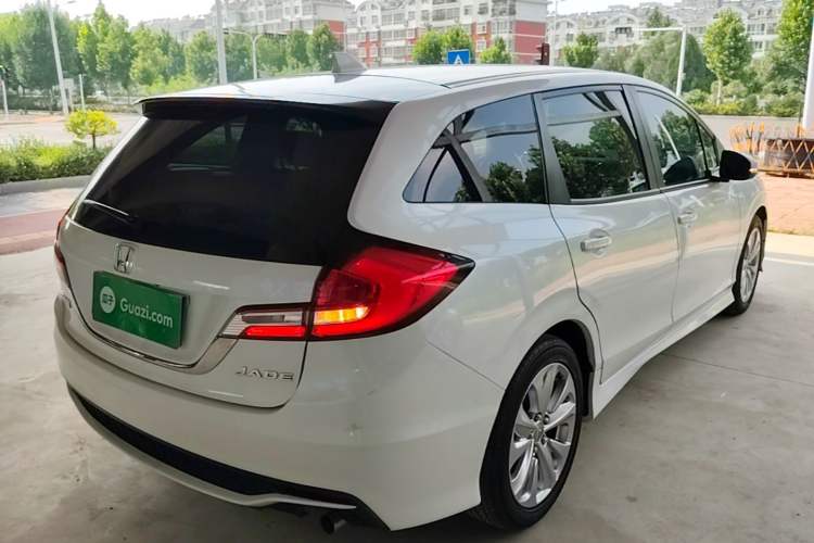 Used Honda Jade 2017 1.8L Automatic Classic Edition 5 seats Rear Right 45 Deg