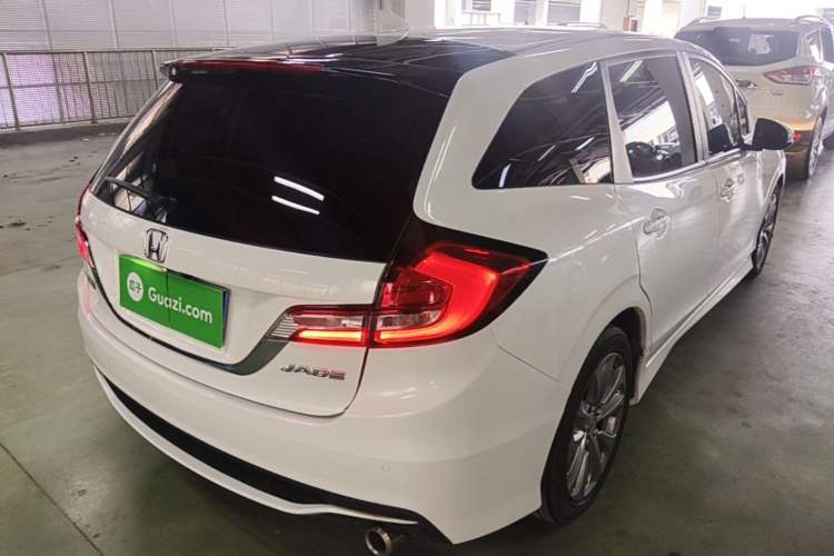 Used Honda Jade 2017 1.8L automatic Comfort version 5 seats Rear Right 45 Deg