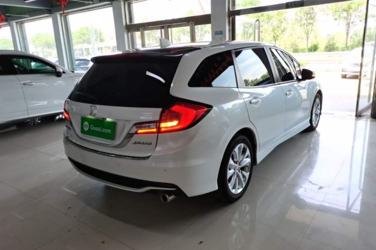 Used Honda Jade 2017 1.8L automatic Comfort version 5 seats Rear Right 45 Deg
