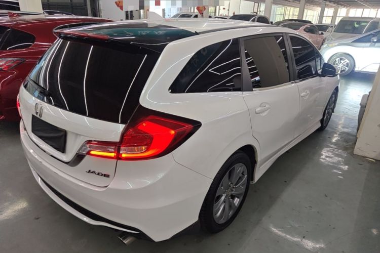 Used Honda Jade 2017 1.8L Automatic Classic Edition 5 seats Rear Right 45 Deg