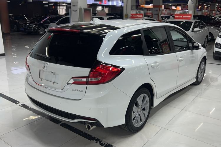 Used Honda Jade 2017 1.8L automatic Comfort version 5 seats Rear Right 45 Deg