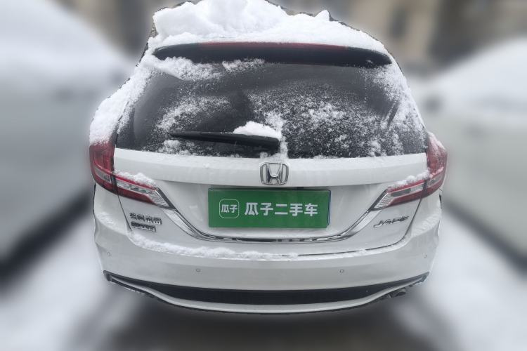 Used Honda Jade 2017 1.8L automatic Comfort version 5 seats Rear