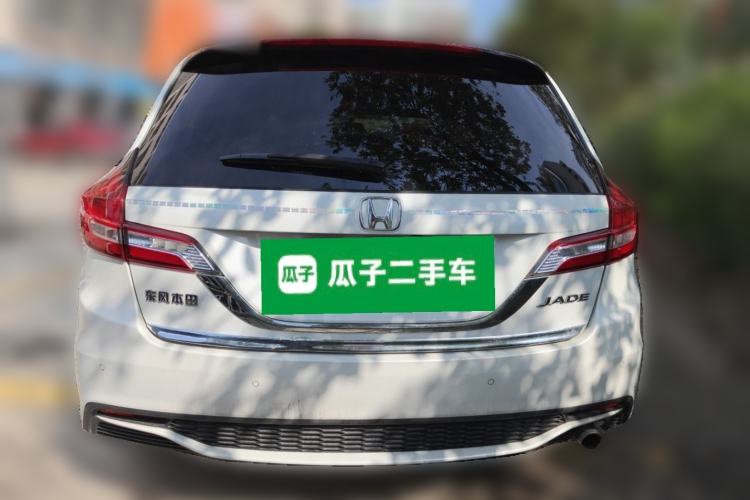 Used Honda Jade 2017 1.8L automatic Comfort version 5 seats Rear