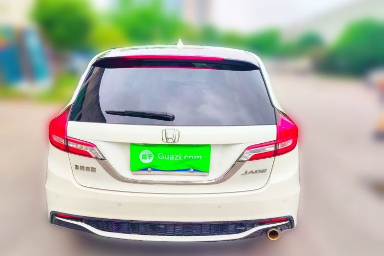 Used Honda Jade 2017 1.8L automatic Comfort version 5 seats Rear