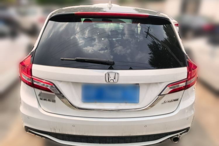 Used Honda Jade 2017 1.8L automatic Comfort version 5 seats Rear