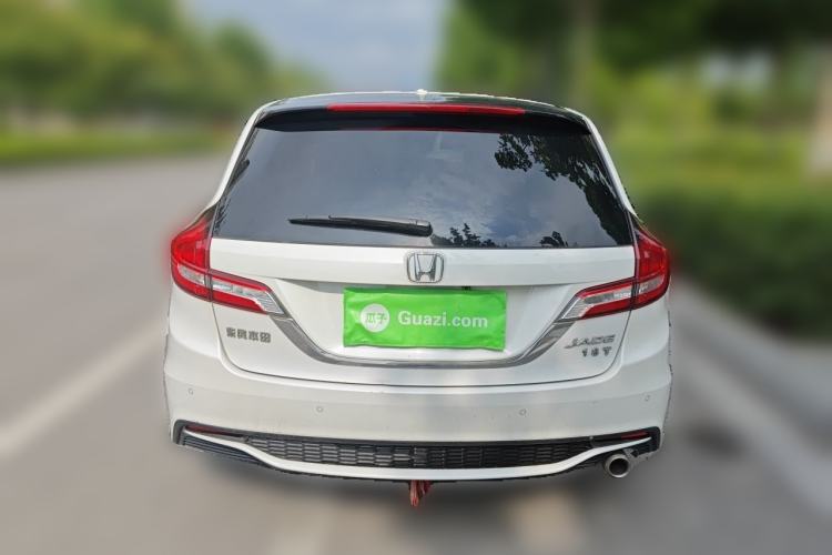 Used Honda Jade 2017 1.8L automatic Comfort version 5 seats Rear