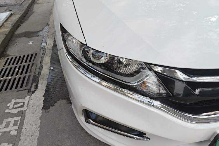 Used Honda Jade 2017 210TURBO CVT Fashion Edition 5-seater Right Front Headlight