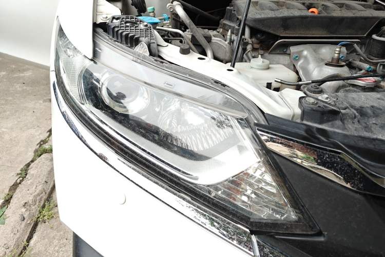 Used Honda Jade 2017 1.8L automatic Comfort version 5 seats Right Front Headlight