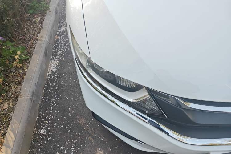 Used Honda Jade 2017 1.8L automatic Comfort version 5 seats