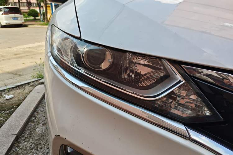 Used Honda Jade 2017 210TURBO CVT Fashion Edition 5-seater Right Front Headlight