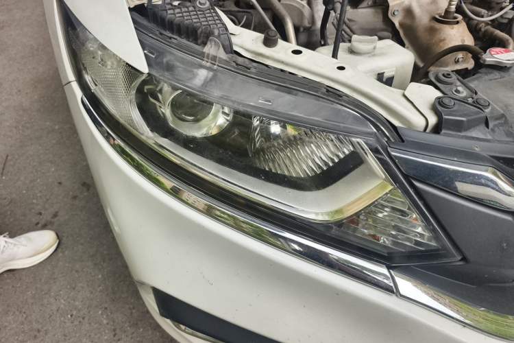 Used Honda Jade 2017 1.8L automatic Comfort version 5 seats Right Front Headlight
