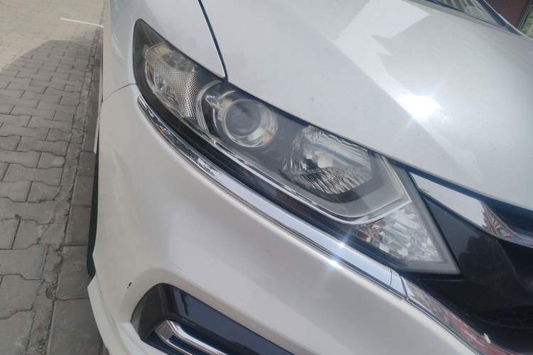 Used Honda Jade 2017 210TURBO CVT Fashion Edition 5-seater Right Front Headlight