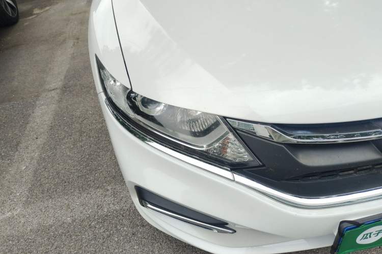 Used Honda Jade 2017 1.8L automatic Comfort version 5 seats Right Front Headlight