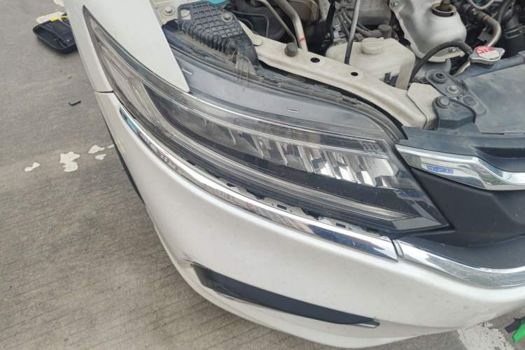 Used Honda Jade 2017 1.8L automatic Comfort version 5 seats Right Front Headlight