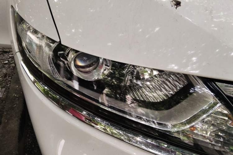 Used Honda Jade 2017 1.8L automatic Comfort version 5 seats Right Front Headlight