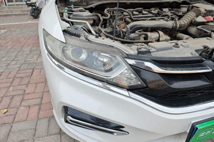 Used Honda Jade 2017 210TURBO CVT Fashion Edition 5-seater Right Front Headlight