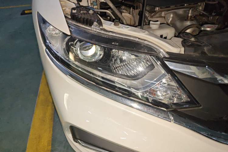 Used Honda Jade 2017 1.8L automatic Comfort version 5 seats Right Front Headlight