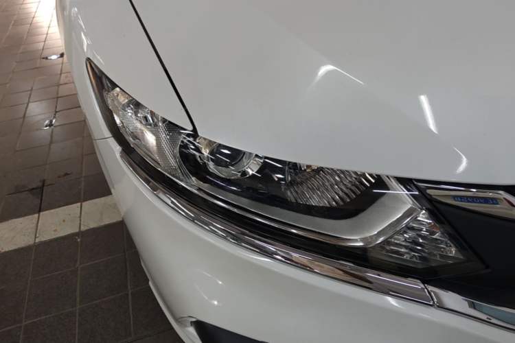 Used Honda Jade 2017 1.8L automatic Comfort version 5 seats Right Front Headlight