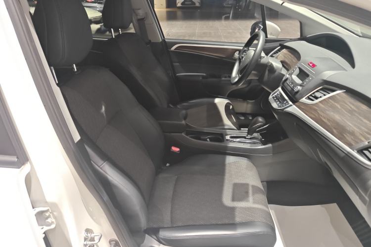 Used Honda Jade 2017 1.8L automatic Comfort version 5 seats Right Front Seat
