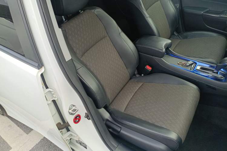 Used Honda Jade 2017 1.8L automatic Comfort version 5 seats Right Front Seat