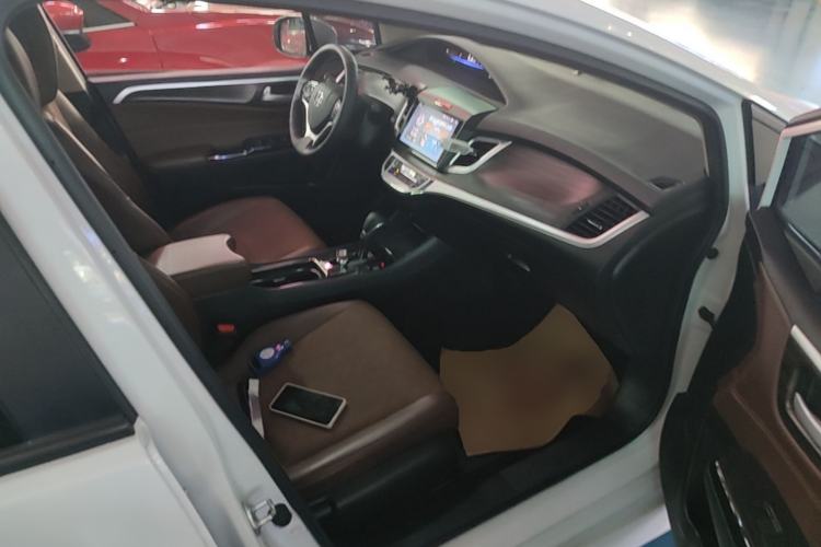 Used Honda Jade 2017 1.8L automatic Comfort version 6 seats Right Front Seat